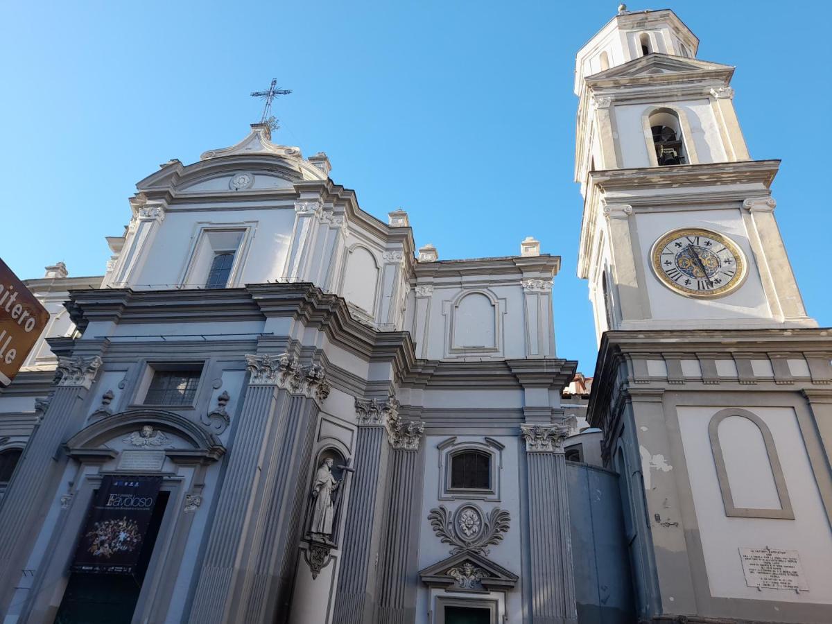 "Dint E Viche E Napule" Guest House Naples Exterior photo