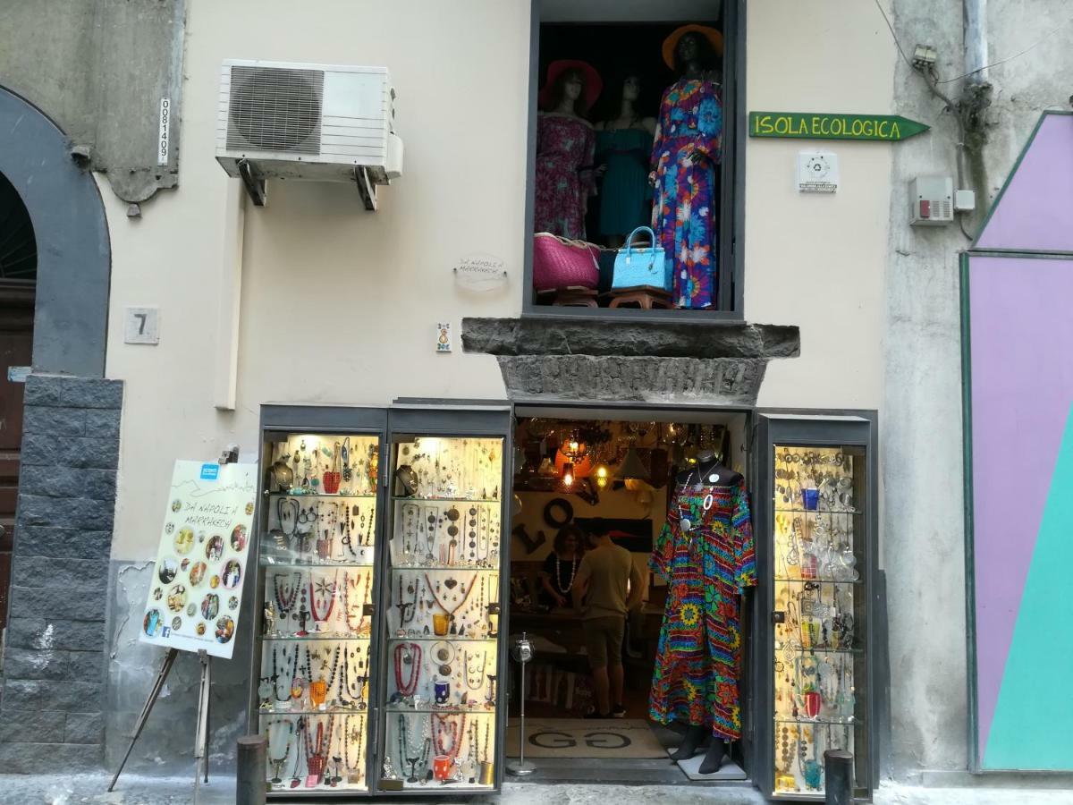 "Dint E Viche E Napule" Guest House Naples Exterior photo