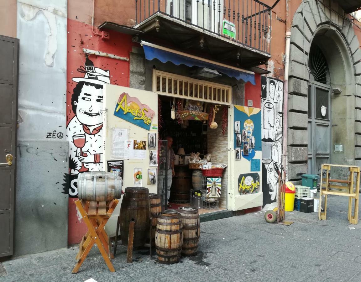"Dint E Viche E Napule" Guest House Naples Exterior photo