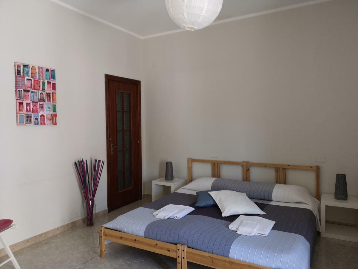 "Dint E Viche E Napule" Guest House Naples Exterior photo